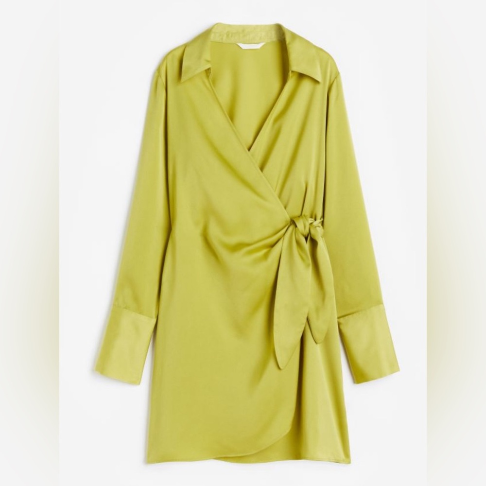 H&M Drapey Satin Wrap Mini Dress XS Yellow
Green